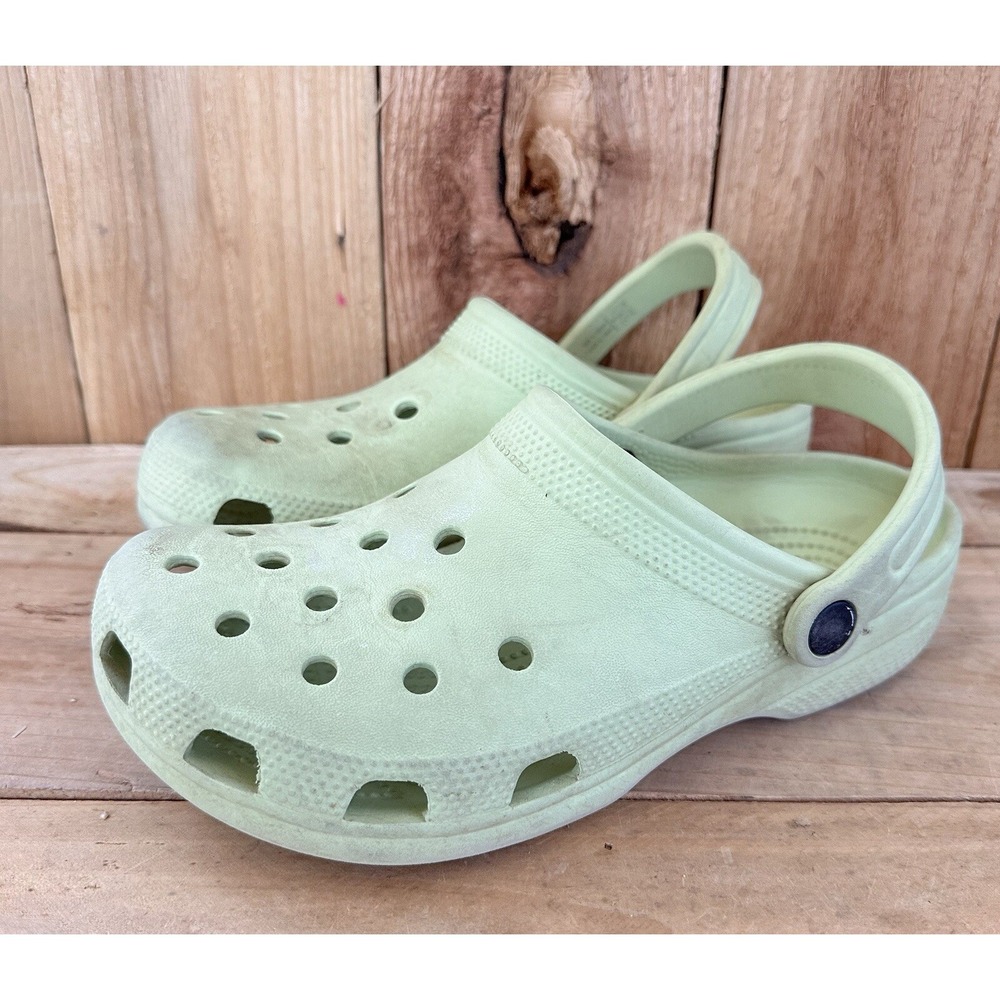 Kid's Crocs Clogs Mint Green size J 6 Comfort Water Camping Athleisure